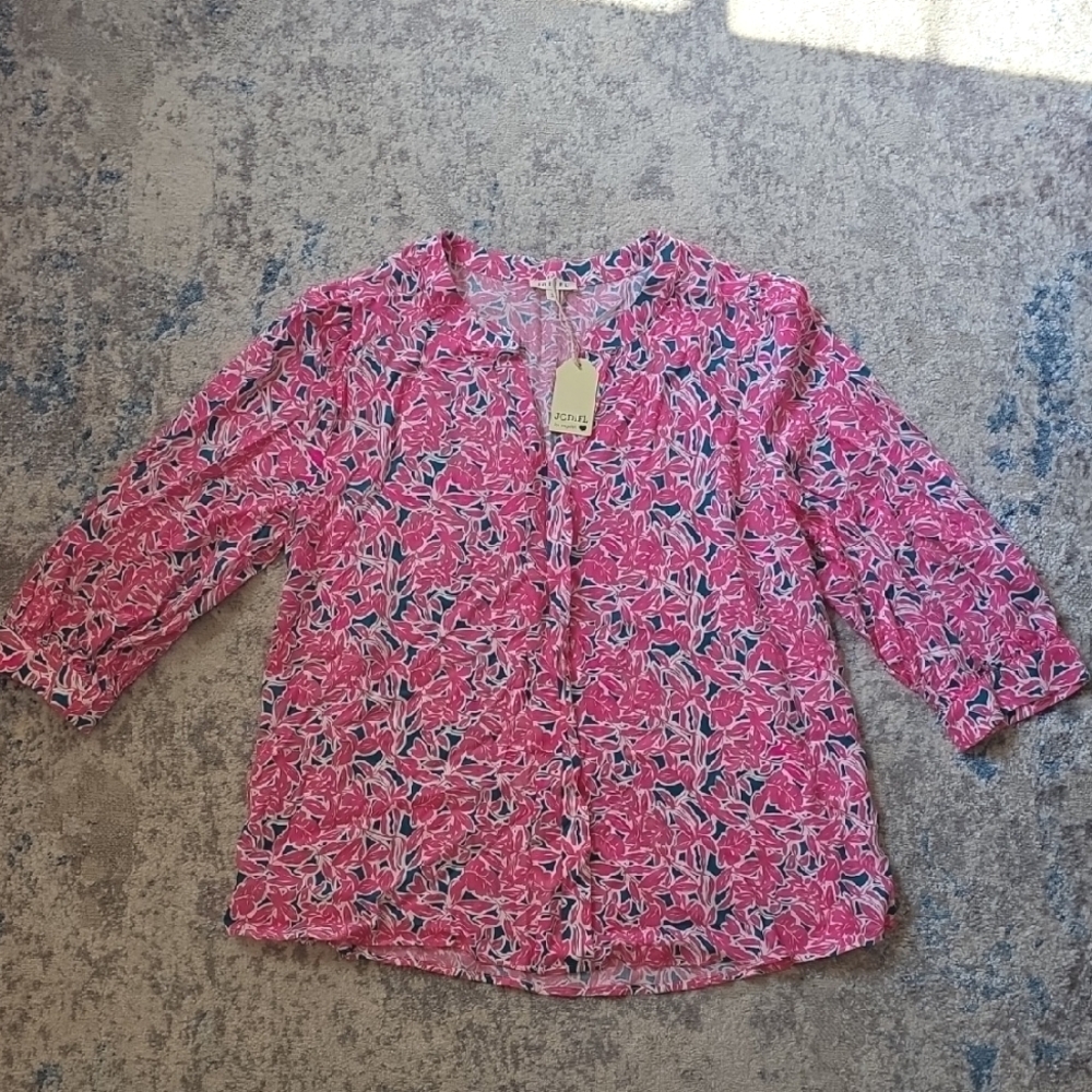 Jodifl Boutique Blouse Womens Size Medium Pink And Teal Floral Print 3/4 Sleeves
